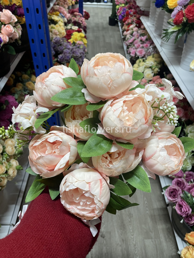 Букет пионов с лилией 11в 9г 2л 50см.Арт:AD-1 